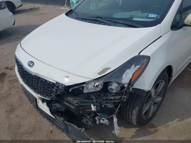 Продажа на аукционе авто 2018 Kia Forte S, vin: 3KPFL4A73JE219239, номер лота: 44384197