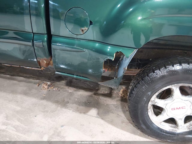 44384214 :رقم المزاد ، 2GTFK69U121329259 vin ، 2002 Gmc Sierra 1500 Denali مزاد بيع