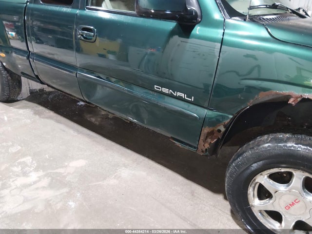 44384214 :رقم المزاد ، 2GTFK69U121329259 vin ، 2002 Gmc Sierra 1500 Denali مزاد بيع
