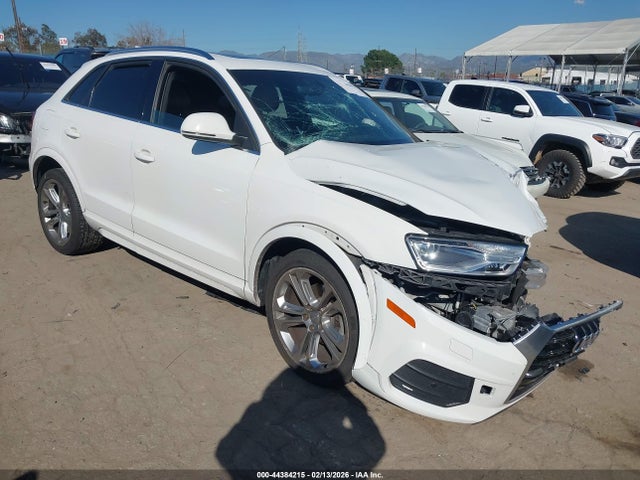Продаж на аукціоні авто 2017 Audi Q3 2.0t Premium, vin: WA1JCCFS2HR003974, номер лоту: 44384215