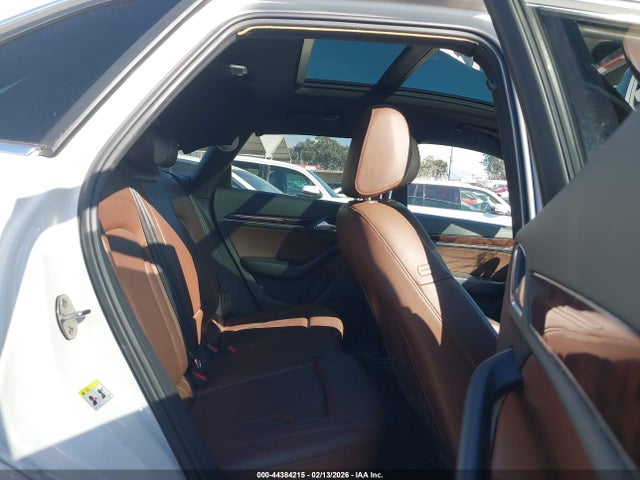 Продажа на аукционе авто 2017 Audi Q3 2.0t Premium, vin: WA1JCCFS2HR003974, номер лота: 44384215