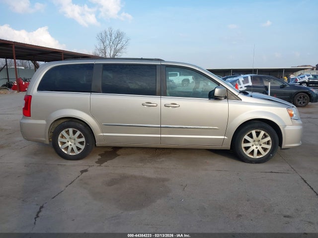 Продажа на аукционе авто 2015 Chrysler Town & Country Touring, vin: 2C4RC1BG9FR561486, номер лота: 44384223