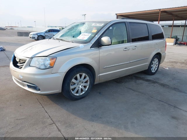 Продажа на аукционе авто 2015 Chrysler Town & Country Touring, vin: 2C4RC1BG9FR561486, номер лота: 44384223