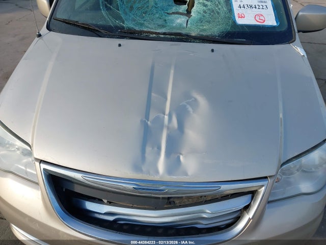 Продажа на аукционе авто 2015 Chrysler Town & Country Touring, vin: 2C4RC1BG9FR561486, номер лота: 44384223