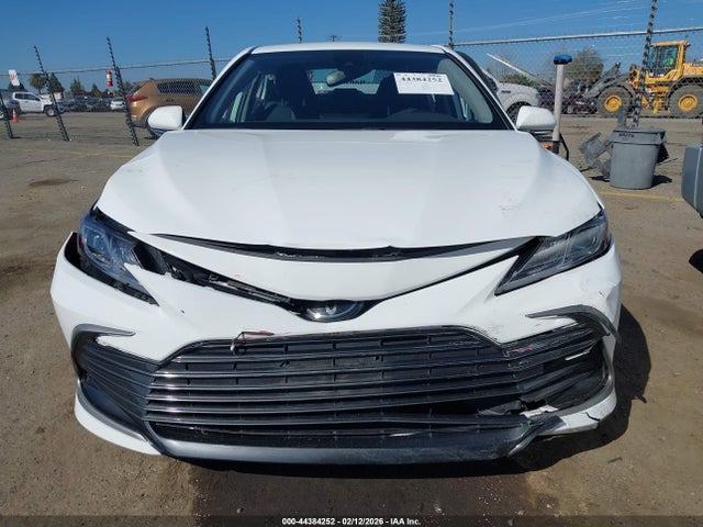 4T1R11AK4PU733788 Toyota CAMRY LE