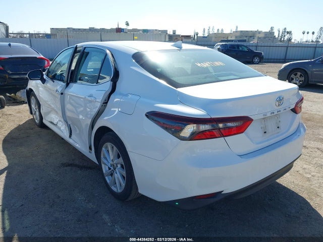 4T1R11AK4PU733788 Toyota CAMRY LE