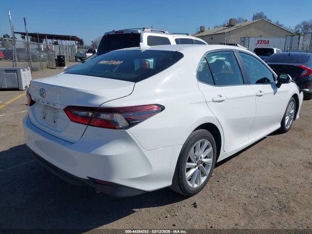 4T1R11AK4PU733788 Toyota CAMRY LE