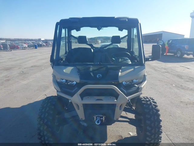 3JBUVAX40RK007248 Can-Am Defender