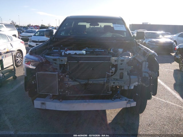 2025 Toyota Tundra Sr5 მანქანა იყიდება აუქციონზე, vin: 5TFLA5AB4SX046058, აუქციონის ნომერი: 44384290