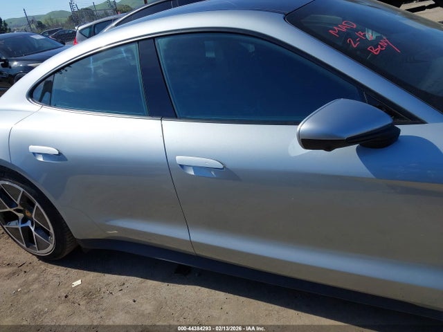 WP0AA2Y11SSA09827 Porsche Taycan 4