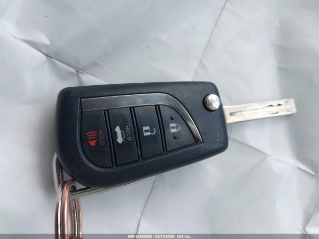 4T1G11AK8NU687421 Toyota CAMRY SE