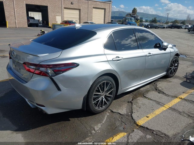 4T1G11AK8NU687421 Toyota CAMRY SE