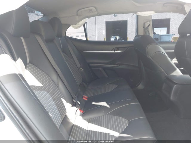 4T1G11AK8NU687421 Toyota CAMRY SE