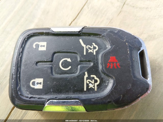 2016 CHEVROLET TAHOE 1GNSKBKC1GR190796 Photo 10