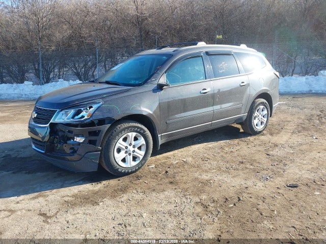 1GNKVFKD5HJ329027 Chevrolet Traverse Ls