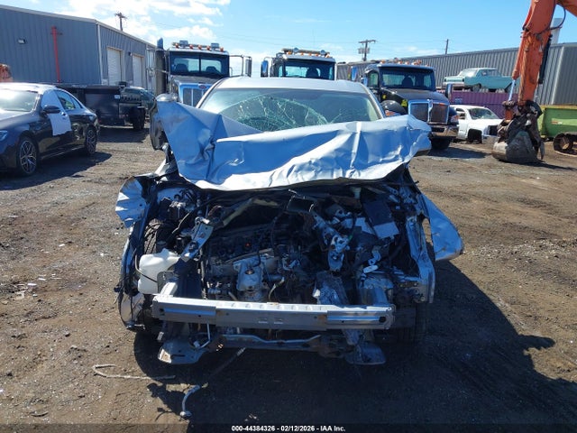 2018 Honda Hr-v Lx მანქანა იყიდება აუქციონზე, vin: 3CZRU5H30JG700941, აუქციონის ნომერი: 44384326