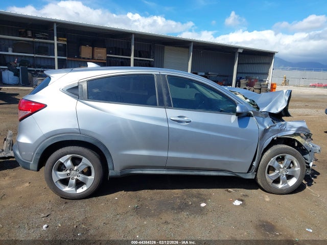 2018 Honda Hr-v Lx მანქანა იყიდება აუქციონზე, vin: 3CZRU5H30JG700941, აუქციონის ნომერი: 44384326
