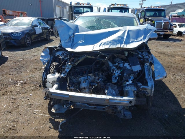 2018 Honda Hr-v Lx მანქანა იყიდება აუქციონზე, vin: 3CZRU5H30JG700941, აუქციონის ნომერი: 44384326