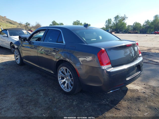 2015 CHRYSLER 300 2C3CCAAG6FH864243 Photo 2