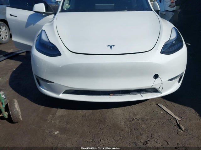 44384351 :رقم المزاد ، 7SAYGAEEXSF224490 vin ، 2025 Tesla Model Y Long Range Dual Motor All-wheel Drive مزاد بيع