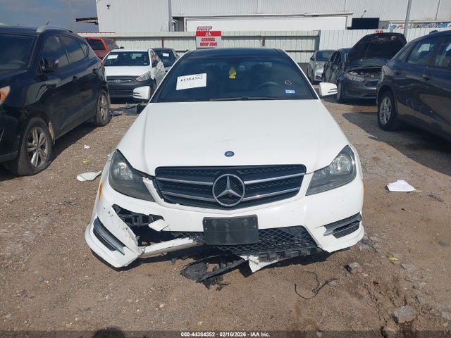 Aukcja sprzedaży 2015 Mercedes-benz C 250, vin: WDDGJ4HB6FG398281, numer aukcji: 44384352