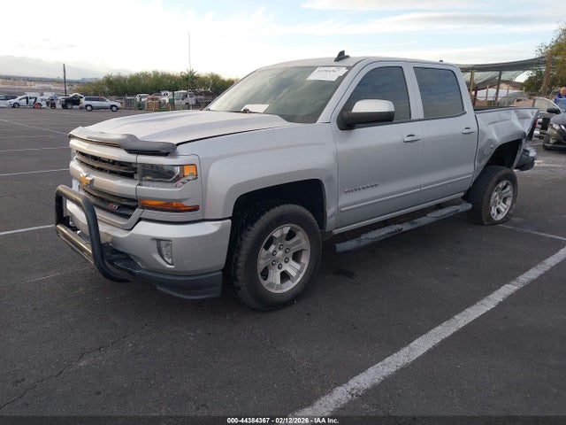 Chevrolet Silverado 1500 2lt 2017 3GCUKREC6HG200858 Image 2
