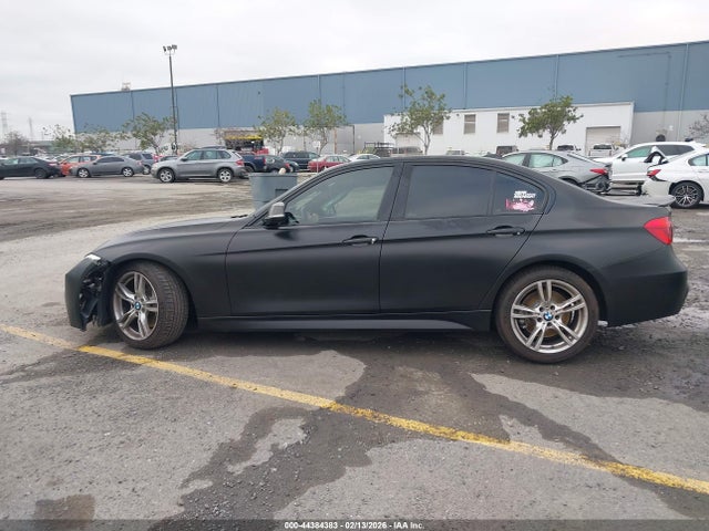 44384383 :رقم المزاد ، WBA8B9G53JNU98408 vin ، 2018 Bmw 330i مزاد بيع