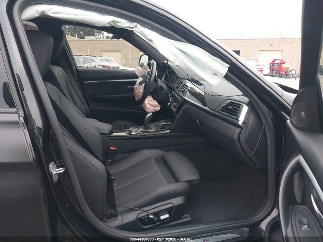 2018 BMW 330I WBA8B9G53JNU98408 Photo 4