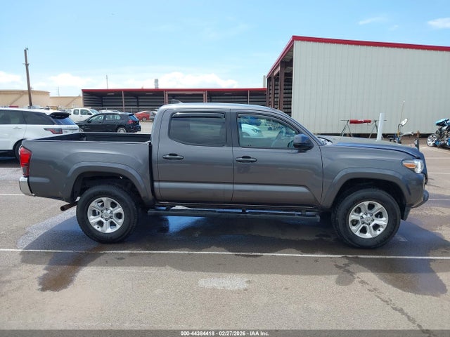 5TFAX5GN7KX160255 Toyota Tacoma Sr5