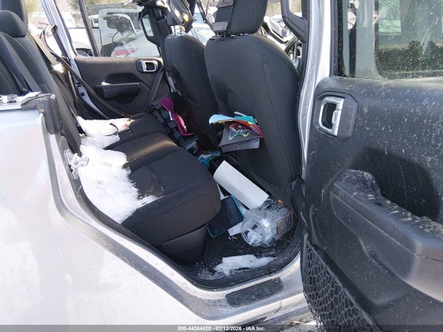 44384420 :رقم المزاد ، 1C6JJTAG8LL215229 vin ، 2020 Jeep Gladiator Sport S 4x4 مزاد بيع