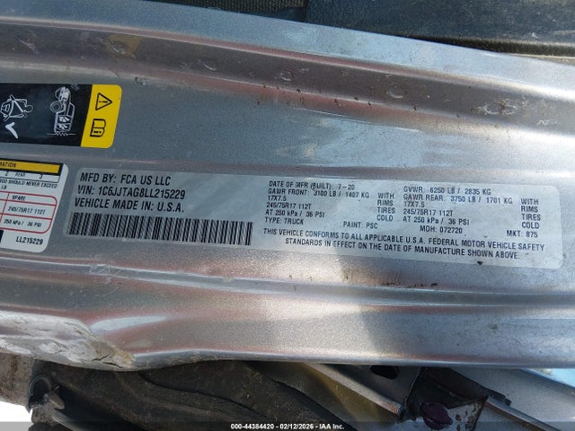 44384420 :رقم المزاد ، 1C6JJTAG8LL215229 vin ، 2020 Jeep Gladiator Sport S 4x4 مزاد بيع