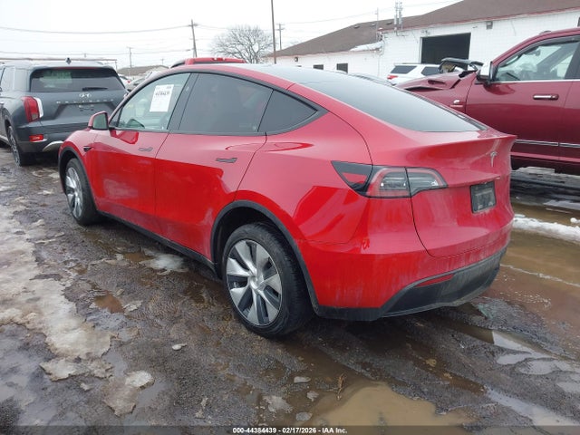 2023 TESLA MODEL Y 7SAYGDED7PF957662 Photo 2