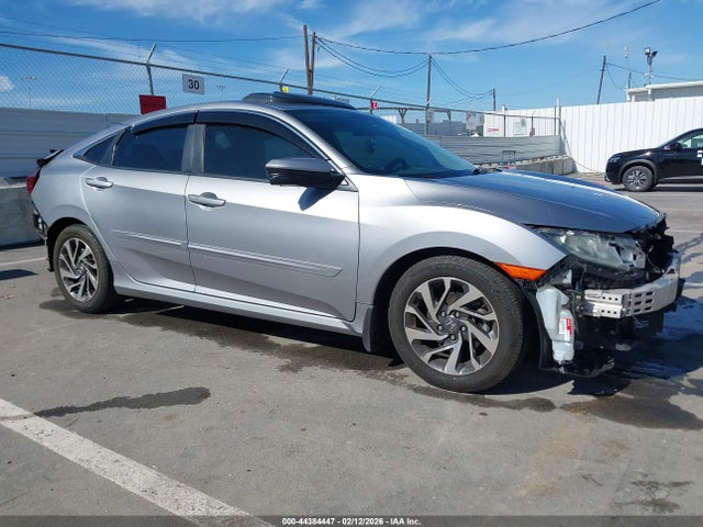 Honda CIVIC EX 2016 19XFC2F76GE004184 Image 1