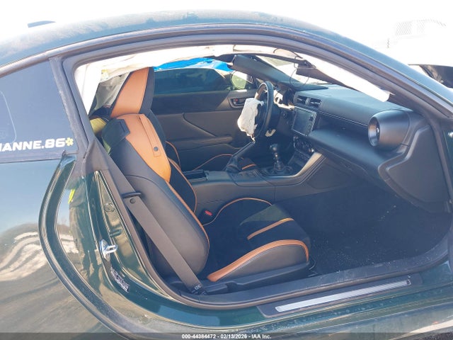 2025 TOYOTA GR86 JF1ZNBM12S9750334 Photo 4