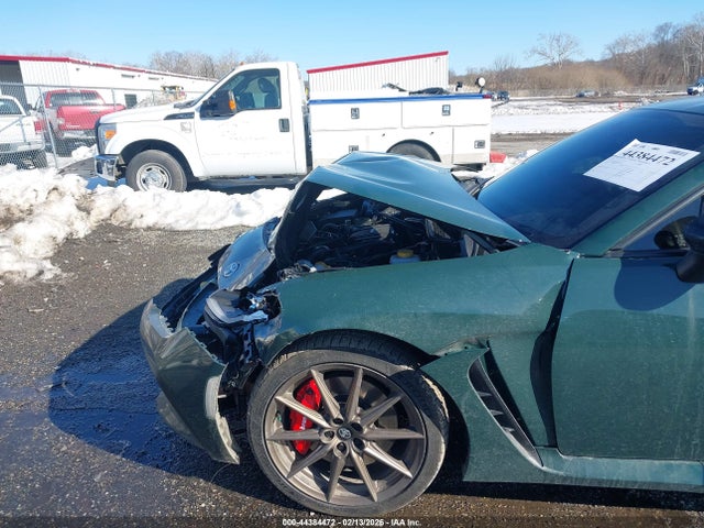 2025 TOYOTA GR86 JF1ZNBM12S9750334 Photo 5