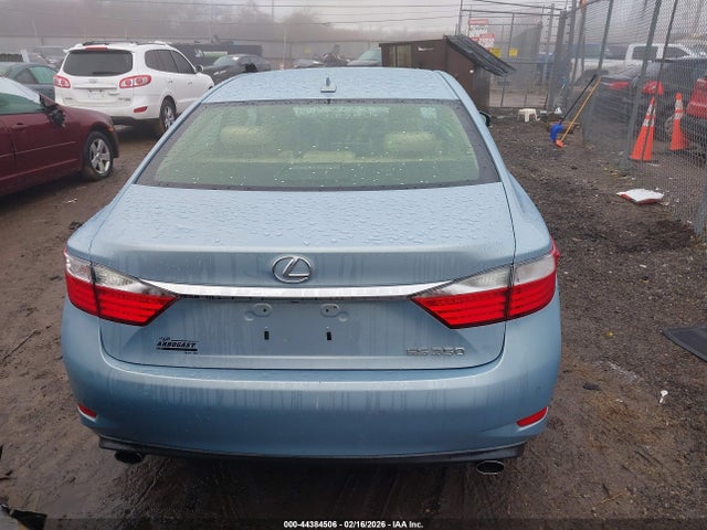 2013 Lexus Es 350 მანქანა იყიდება აუქციონზე, vin: JTHBK1GG2D2041279, აუქციონის ნომერი: 44384506