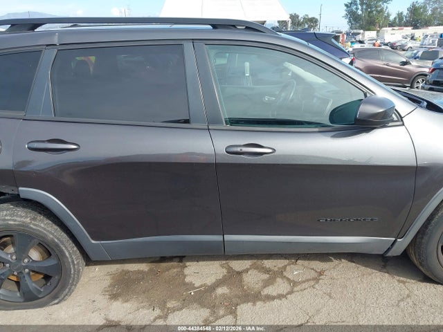Jeep Cherokee Latitude Altitude 2015 1C4PJLCS5FW723147 Image 13