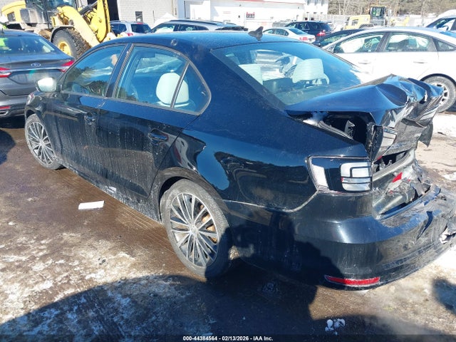 3VWD17AJ3GM233020 Volkswagen Jetta 1.8t Sport