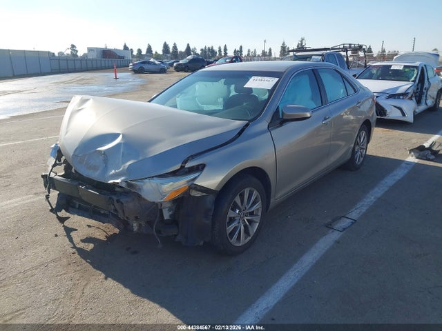 Toyota CAMRY XLE 2015 4T1BF1FK2FU072949 Image 2