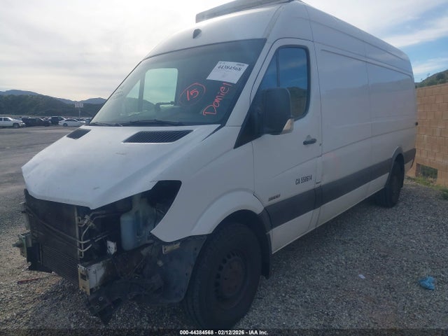 44384568 :رقم المزاد ، WD3PE8CD9GP303187 vin ، 2016 Mercedes-benz Sprinter 2500 High Roof مزاد بيع