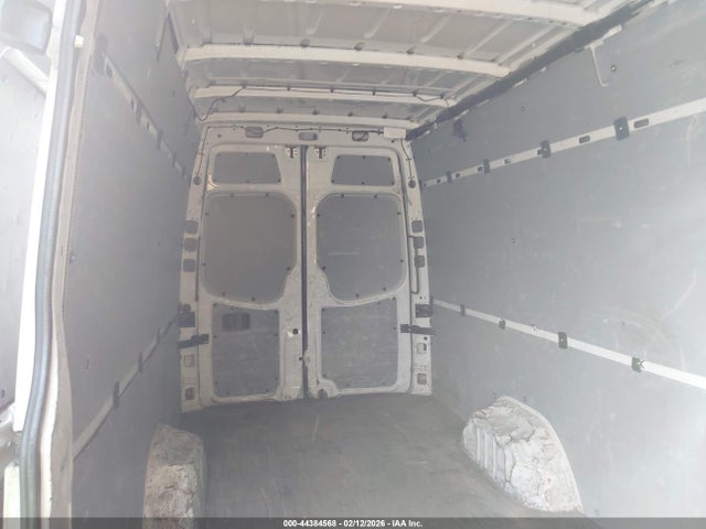 44384568 :رقم المزاد ، WD3PE8CD9GP303187 vin ، 2016 Mercedes-benz Sprinter 2500 High Roof مزاد بيع