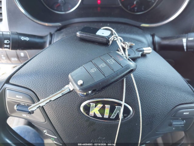 KIA FORTE LX 2016 KNAFK4A63G5621290 Image 11