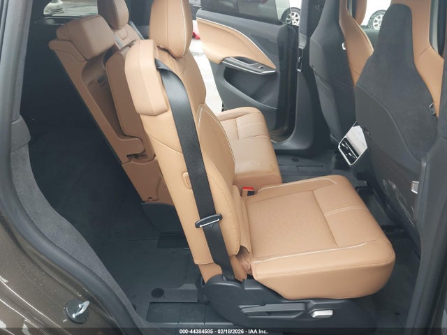 7UUG1TJK6TA029918 Lucid Gravity Touring