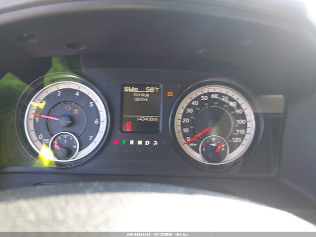 44384596 :رقم المزاد ، 3C6RR7KT5HG608012 vin ، 2017 Ram 1500 Express  4x4 5'7 Box مزاد بيع