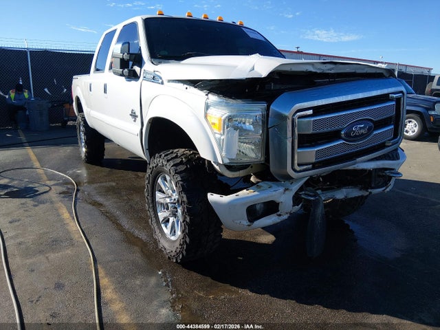 Продажа на аукционе авто 2015 Ford F-250 Lariat, vin: 1FT7W2BT2FEA31360, номер лота: 44384599