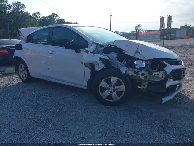 Chevrolet Cruze Ls Auto 2018 1G1BC5SM7J7122207 zdjęcie główne