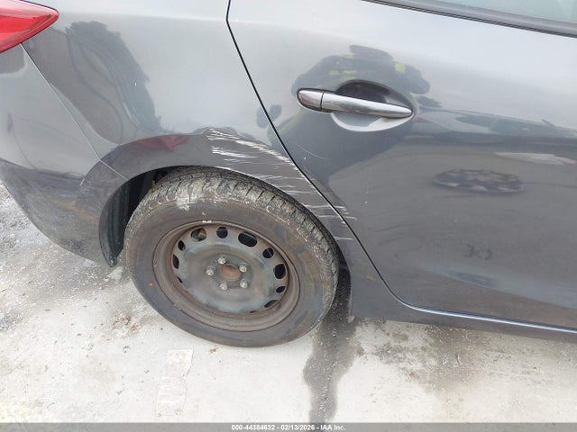 3MZBM1U75FM193940 Mazda Mazda3 I Sport