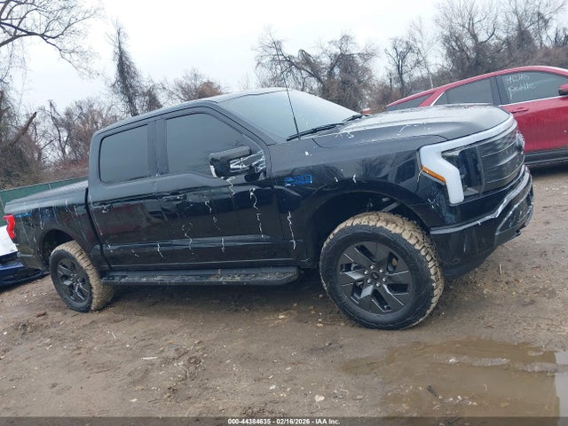 Ford F-150 Lightning Lariat 2024 1FT6W5L75RWG27463 Image 13