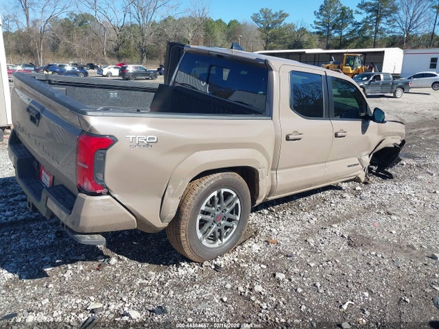 2026 Toyota Tacoma Trd Sport მანქანა იყიდება აუქციონზე, vin: 3TMLB5JN4TM215543, აუქციონის ნომერი: 44384657