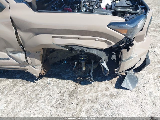 2026 Toyota Tacoma Trd Sport მანქანა იყიდება აუქციონზე, vin: 3TMLB5JN4TM215543, აუქციონის ნომერი: 44384657